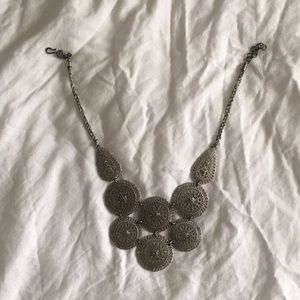 STELLA AND DOT NECKLACE